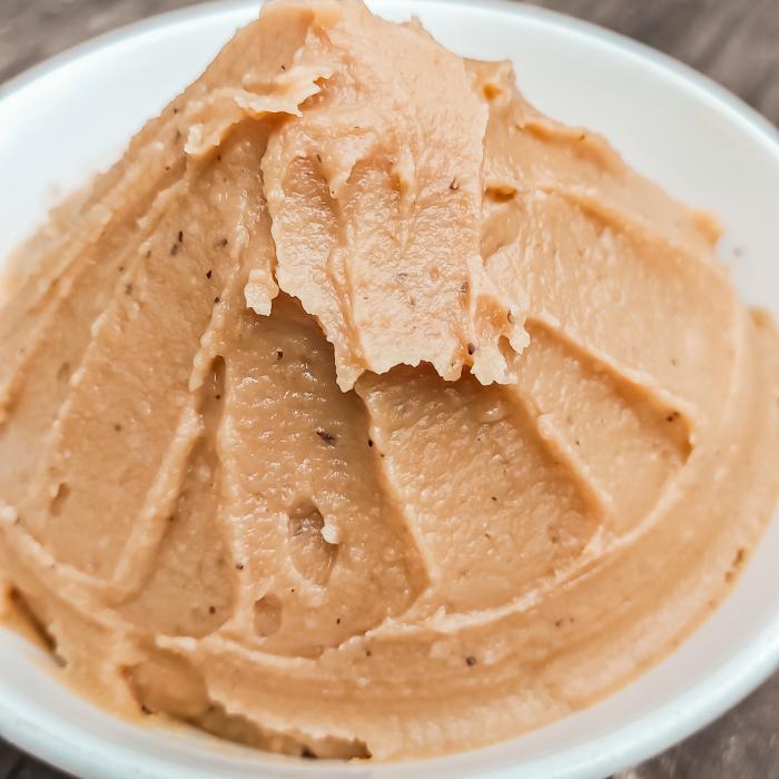 miso shiro en un bowl blanco